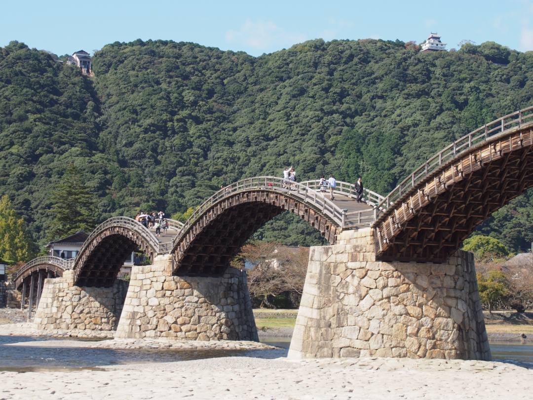 岩国城と錦帯橋