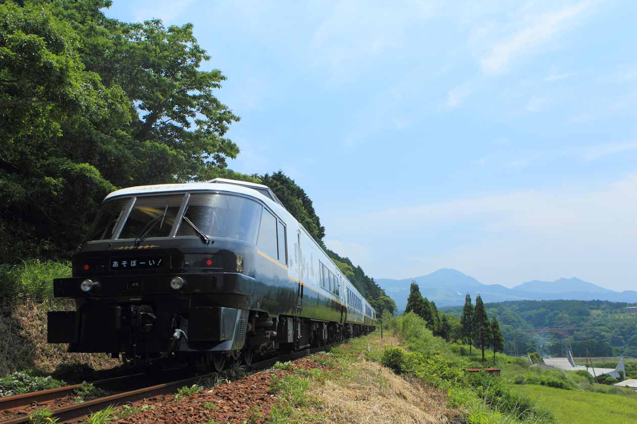 JR九州　D&S列車「あそぼーい！別府～阿蘇間復活」　
