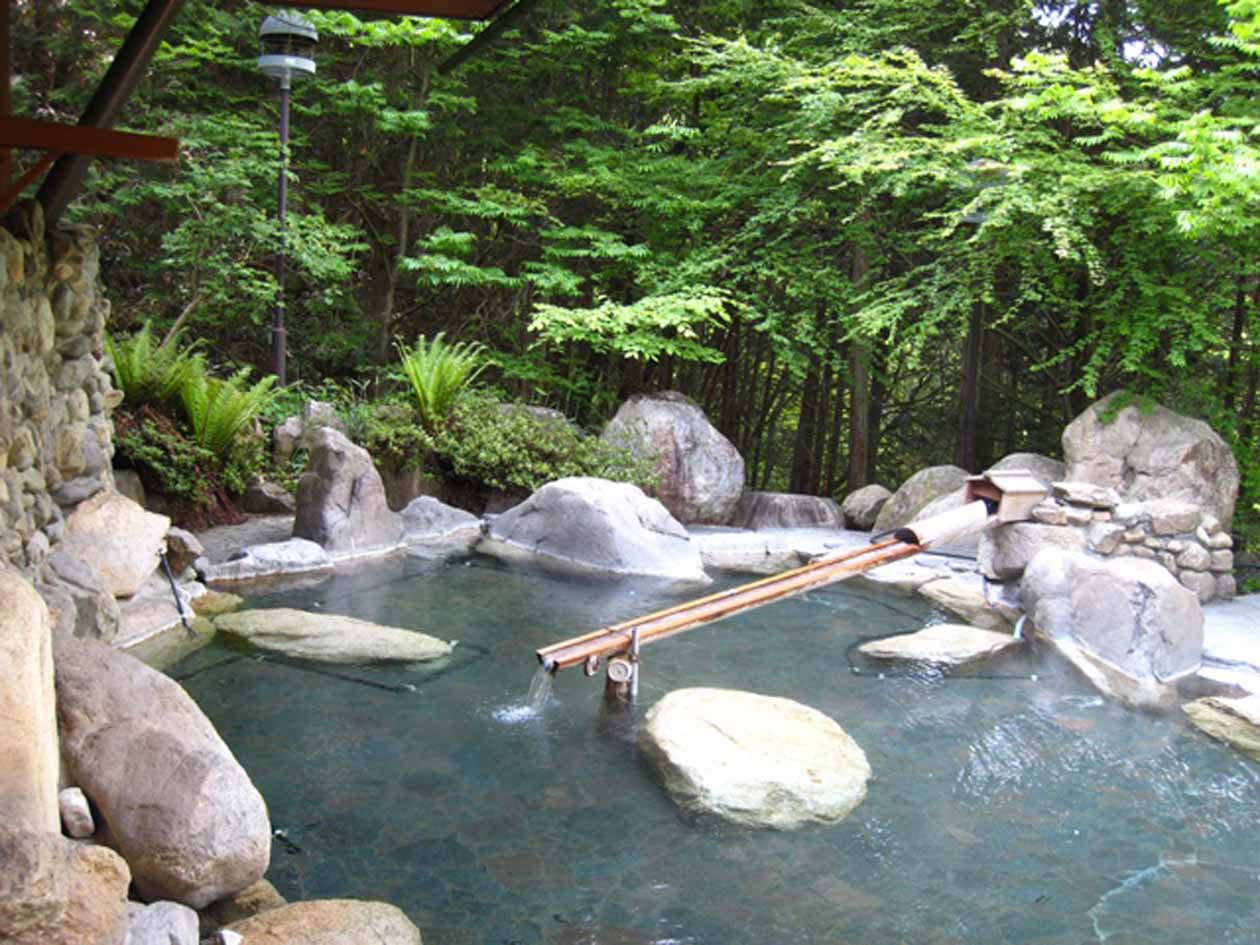 冬季休業の温泉OPEN　長野県安曇野市　北アルプス　有明荘